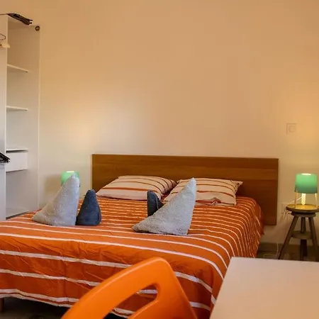 Semesterbostad Ti Ar Park/ Wifi /grands Espaces Roscanvel